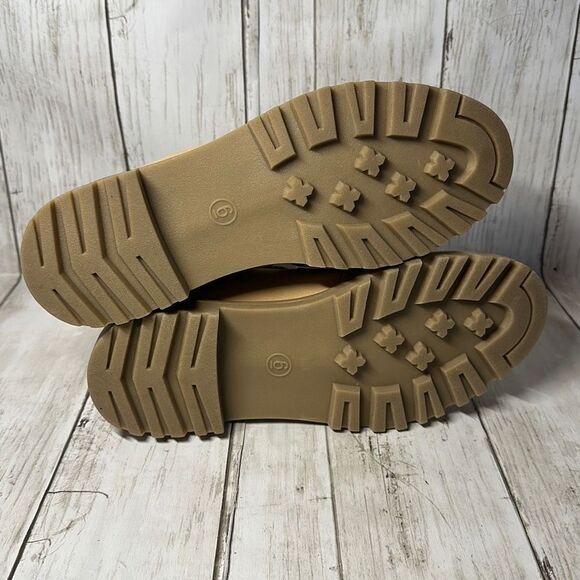 Universal Thread Women’s Beige Tully Ankle Booties size 6 Memory Foam NEW - Picture 6 of 7